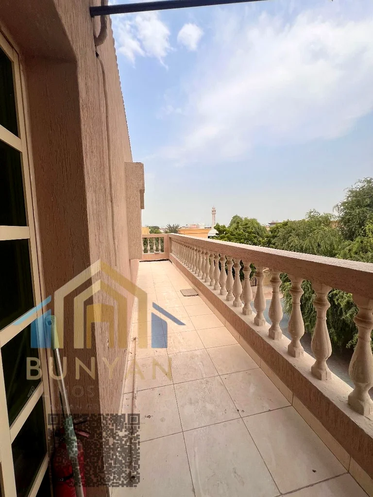 شقة واسعة للإيجار السنوي في المويهات 3 – موقع متميز مع مساحة واسعة63711691017986110