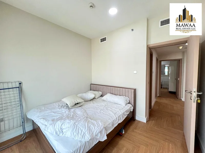 Fully Furnished|| 1Bed Converted into 2 Bed || DG263749728745730112