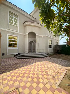 Luxurious Villa for Rent with High-End Finishes – Al Hoshi Area