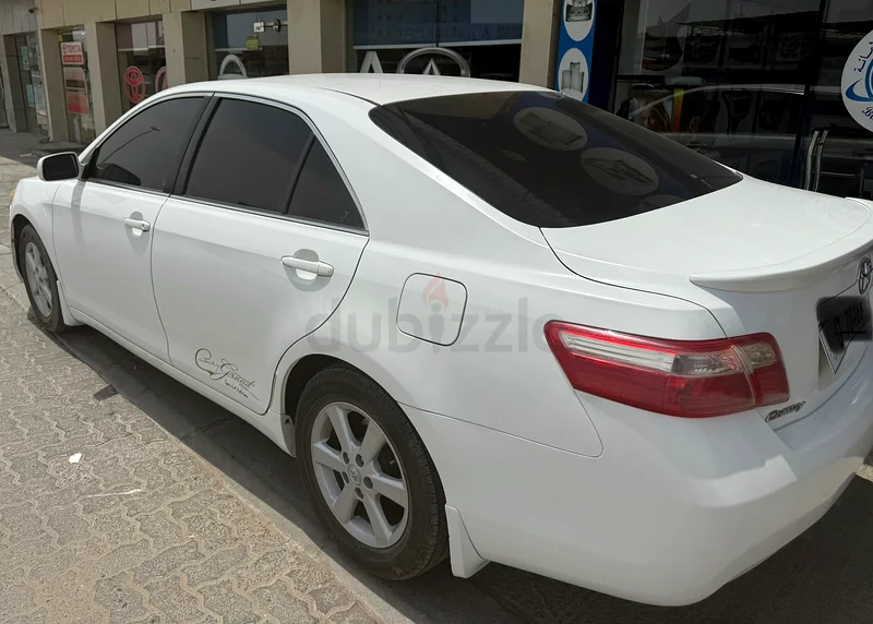 تويوتا كامري 200863699049818627110