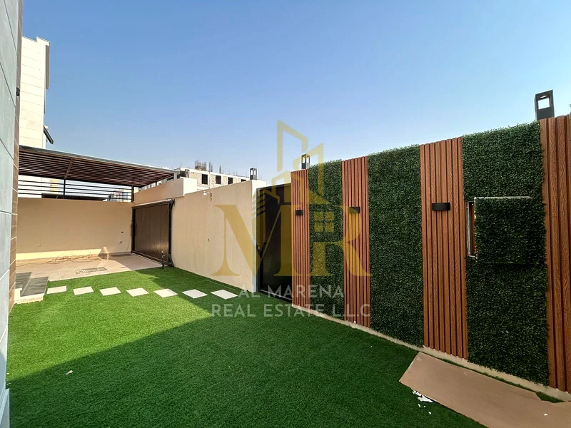 🌟 Stunning Villa for Sale in Al Bahia – Ajman | 5 Master Bedrooms + Majlis + Spacious Living Room | Prime Location 🌟63883087836801113