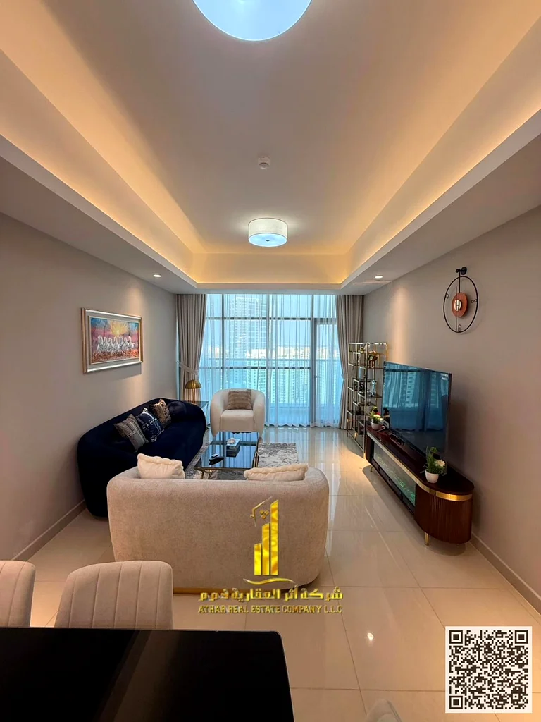 الشقة الأكثر فخامة ورفاهية، غرفة نوم واحدة وصالون، مفروشة بالكامل بأثاث جديد وأنيق جدًا، في موقع مميز جدًا،63838584454658111