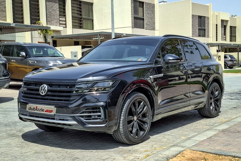 1520 درهم إماراتي/شهريًا | فولكس فاجن توارات 2019 من فئة R-Line | مواصفات خليجية | المرجع 35729363700661920899112