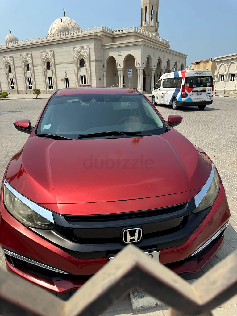 Well maintained civic 2019 in perfect condition63699033493761114