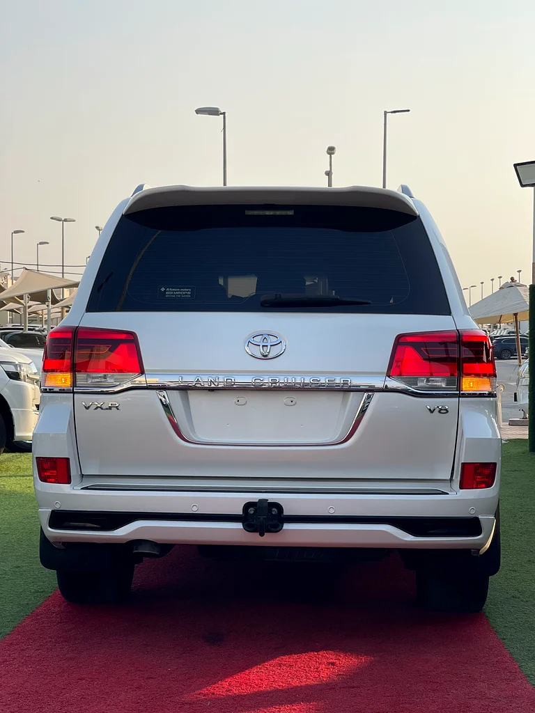 ستيشن2016-VXR-4.6L-خليجي-فل اوبشن-هيدروليك-360 كاميرا-محركات الوكاله-مخمل-شاشات خلفيه63699052660481113