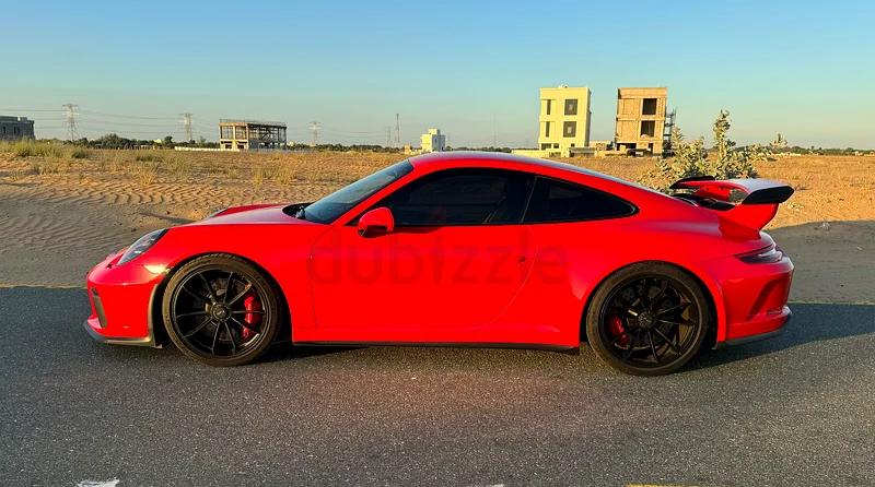 2018 Porsche GT3 GCC specs63699039143939110