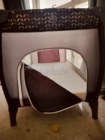 Stylish and Functional Portable Crib