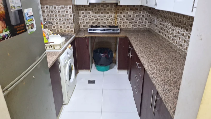 محل نوم تنفيذي للإيجار في المدينة الدولية المرحلة 2 ورسان 463796680461827112