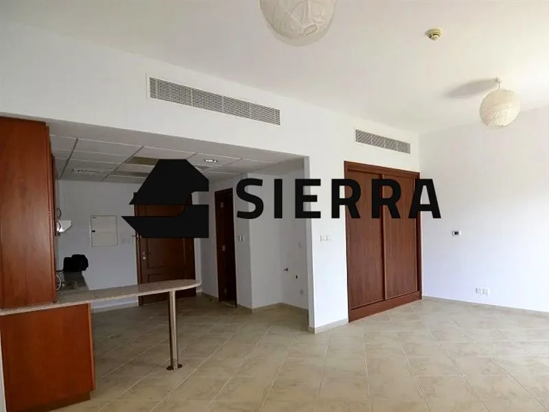 Ready to move Large Studio Rent in Sherlock Circus63727751190657112
