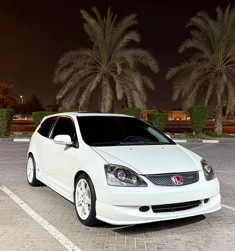 Dubai63699032736001110