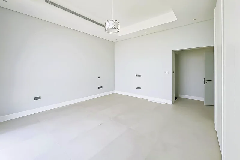عصرية وفاخرة | جديدة بالكامل | مسبح خاص63743130651905114
