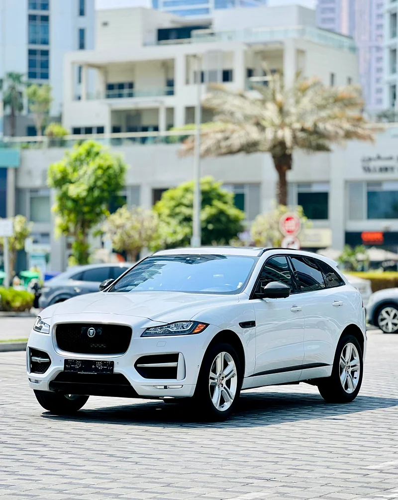 2017 JAGUAR F-PACE CANADIAN SPECS IN EXCELLENT CONDITION63699026900610112