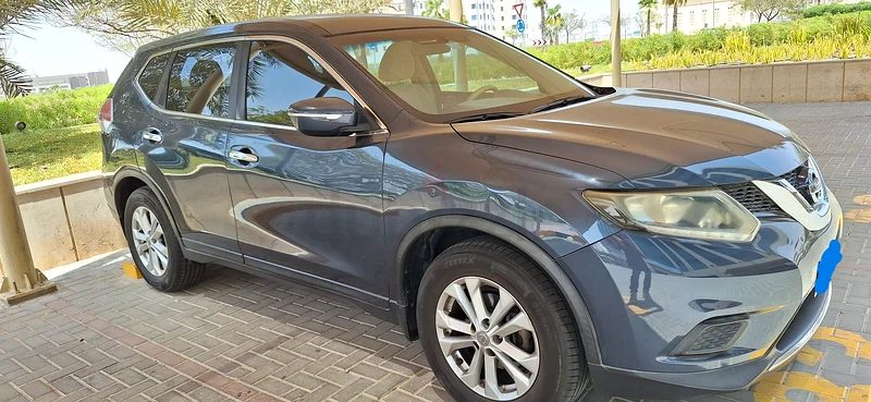 SUV، نيسان إكس تريل 2.5 موديل 2015، 5 مقاعد، تأمين ساري، ملكية سارية، مواصفات خليجية،63699057316355113
