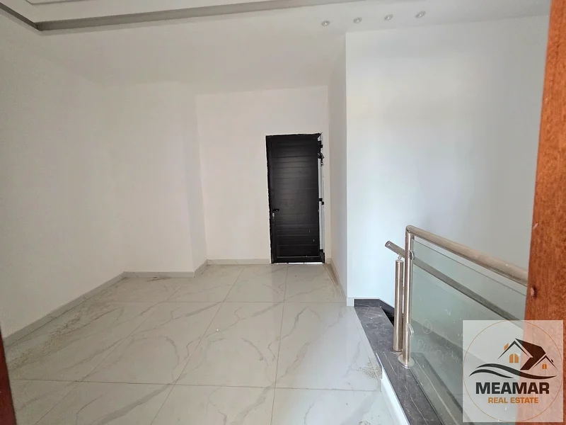 فيلا بسعر ممتاز مع سقف، 4 غرف نوم، ملكية تامة لجميع الجنسيات63909439898882113