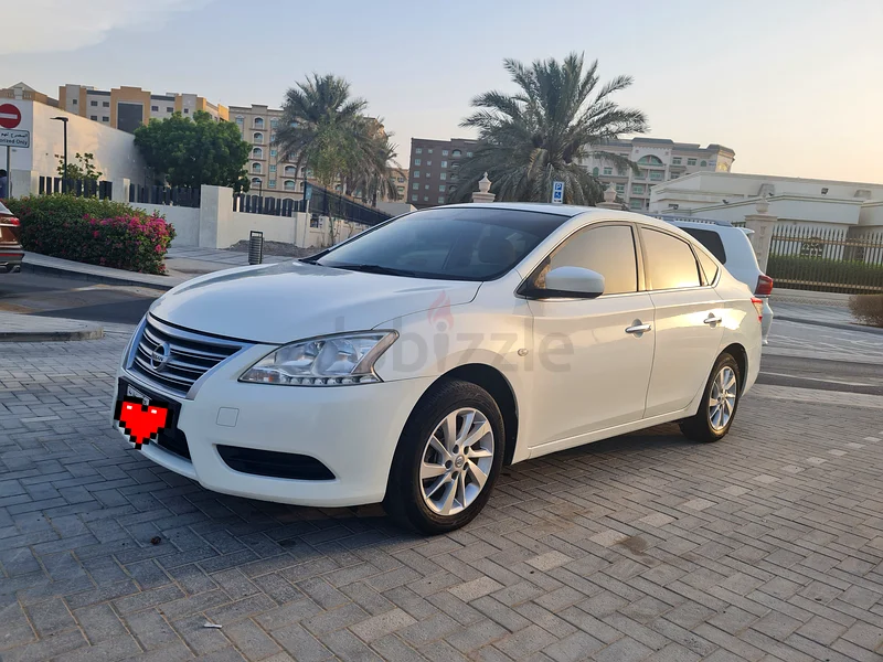 Nissan sentra sv model 2016 Gcc spec km 15500063699056035203112
