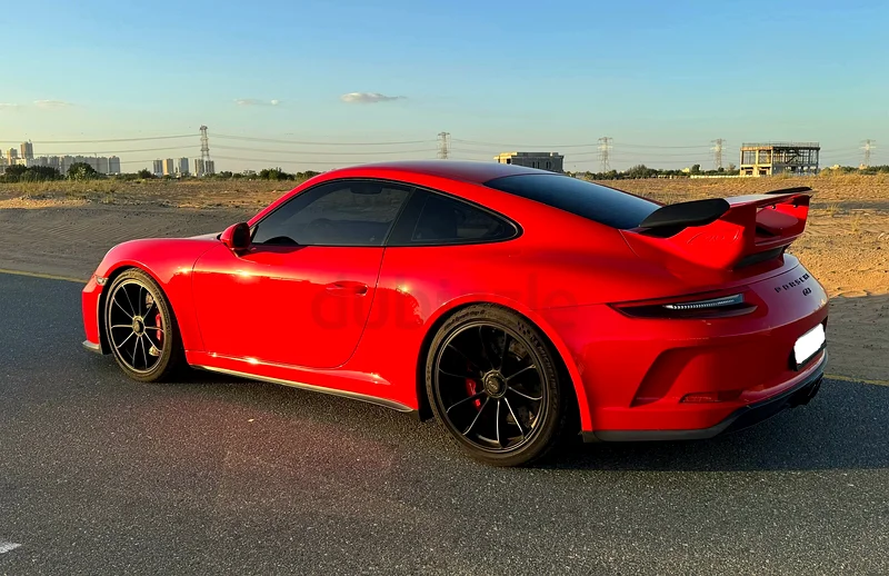 2018 Porsche GT3 GCC specs63699039143939111