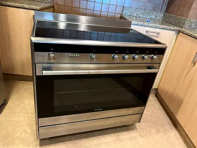 Siemens Electric 90cm Cooker