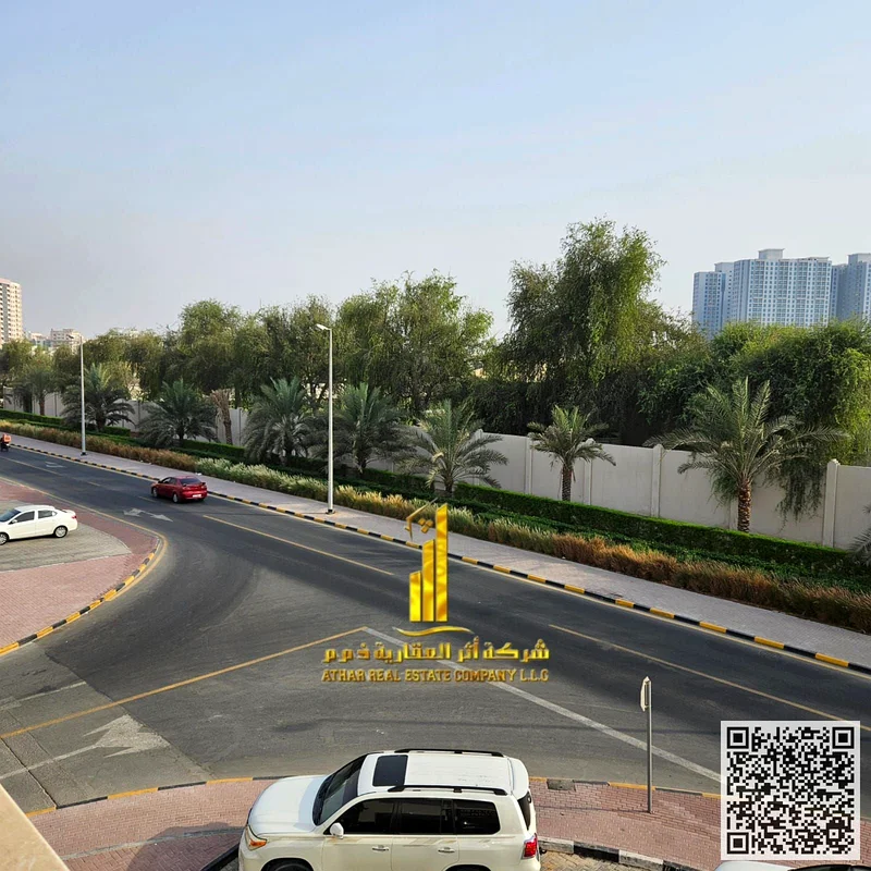 الشقة الأكثر فخامة وأناقة، غرفة نوم واحدة وصالة مع شرفة ومنظر مفتوح مميز. الشقة مؤثثة بالكامل بقطع جديدة63838718119426112