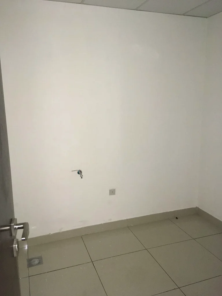 مذهل! شقة من غرفتين نوم وغرفة إضافية! متضمن مكيّف هواء!63807419099010113