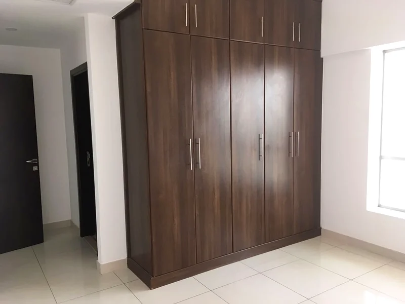 مذهل! شقة من غرفتين نوم وغرفة إضافية! متضمن مكيّف هواء!63807419099010114