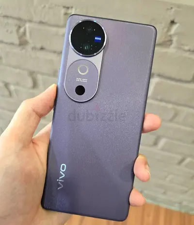 Brand New Vivo V40 - Unleash Your Potential!