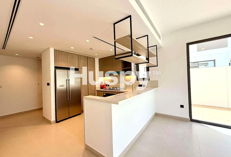 Fully Upgraded | Open Layout | Landscaped63806793589635112
