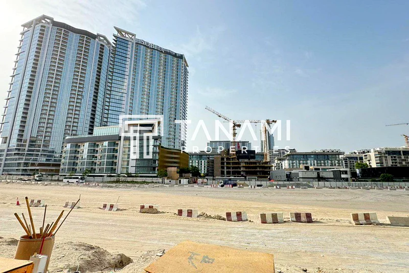 Shell and Core | Great Investment | Vacant64064928826882110