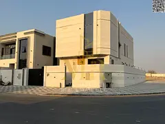 A villa with a price including registration and ownership fees on the main street, ready for occupan