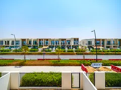 Straight Line Kitchen | Single Row | Near The Gate