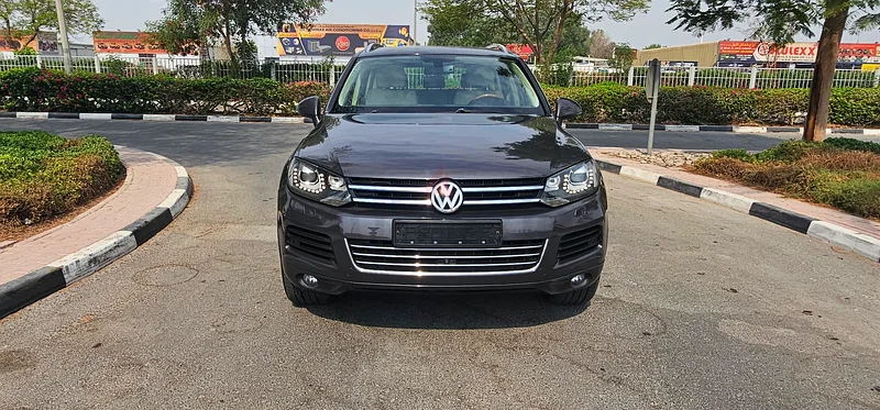 VOLKSWAGEN TOUAREG MODEL 2011 G.C.C KM 144000 ACCIDENT FREE63699034294914112