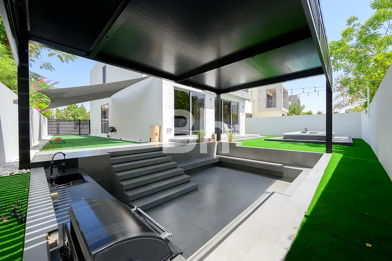 Reduced Today |Fully Extended | Vacant On Transfer64045227730690111