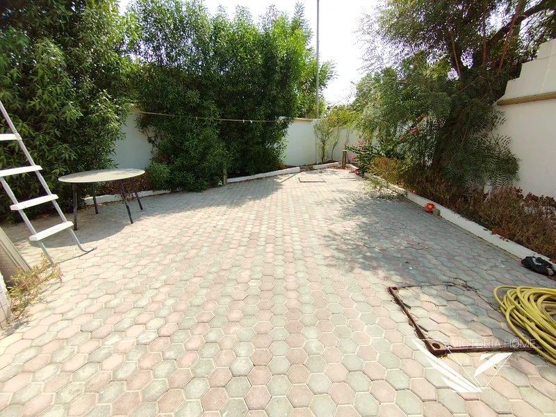 Spacious! Majlis hall 5 BHK 3 master bedroom maid room just 105k63812707946113110