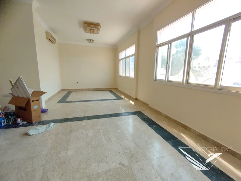 Spacious! Majlis hall 5 BHK 3 master bedroom maid room just 105k63812707946113112