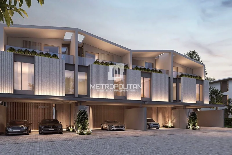 Elegant G+2 Townhouse| 3BR + Maid | Prime Location63931821827713110