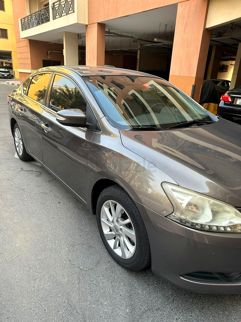 Nissan Sentra SV 1.8 GCC spec For sale63699056051714111