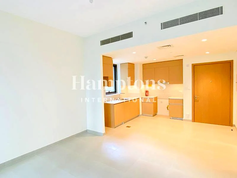 Pool View | Mid Floor | Ready To Move In63760027494531110