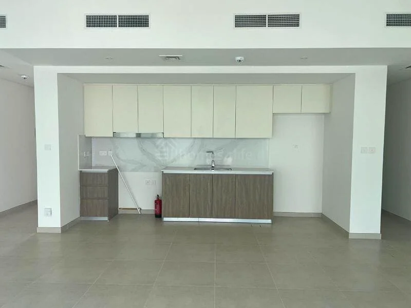 Single Row | Green Sikka | Near Pool63732391331714112