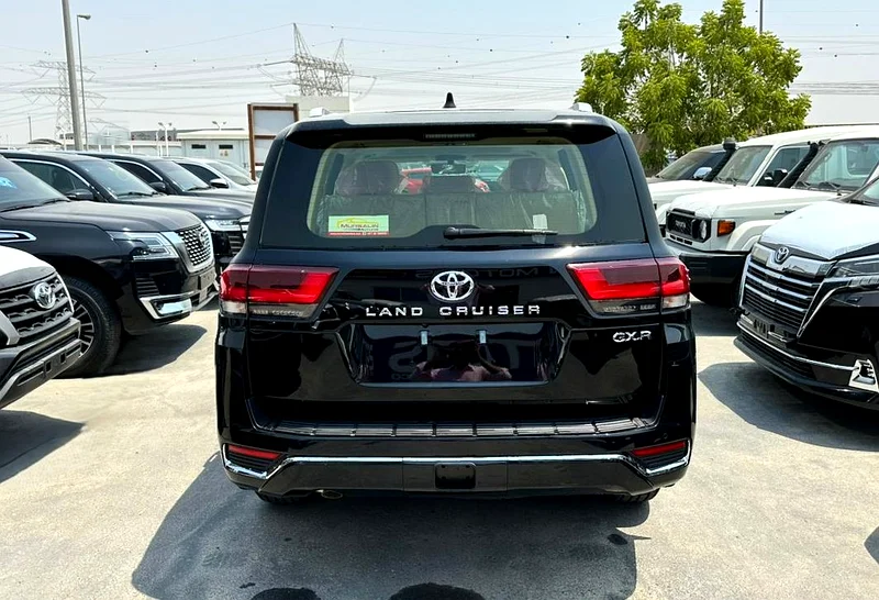Toyota Land Cruiser GXR 4.0L 2025 Black Petrol (Export Only)63699052804867113