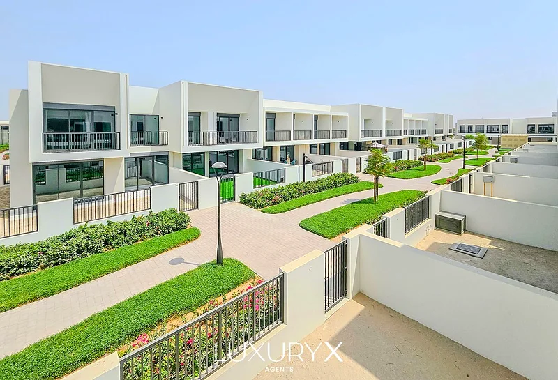 مناظر طبيعية / زاوية / شكوى فاستو63737640968066111