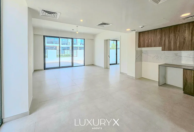 مناظر طبيعية / زاوية / شكوى فاستو63737640968066114