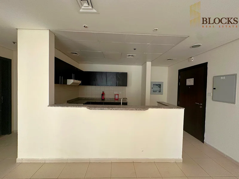 تصميم كبير | غرفة نوم واحدة + شرفة | جاهز للانتقال63728636934018111