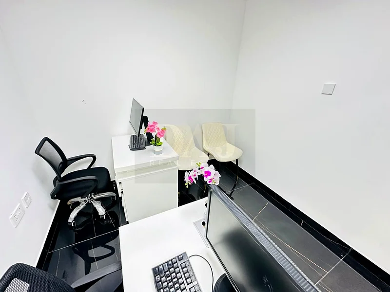 Brand new office |direct from Owner |near to Public Transport63699111817090112