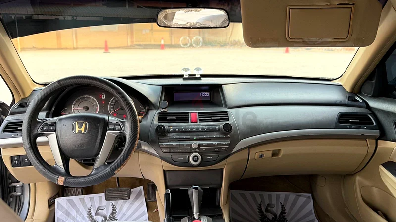 Honda Accord Gulf model 2011, speed limiter, four-cylinder, mileage 390,000 kilometers63699033054849114