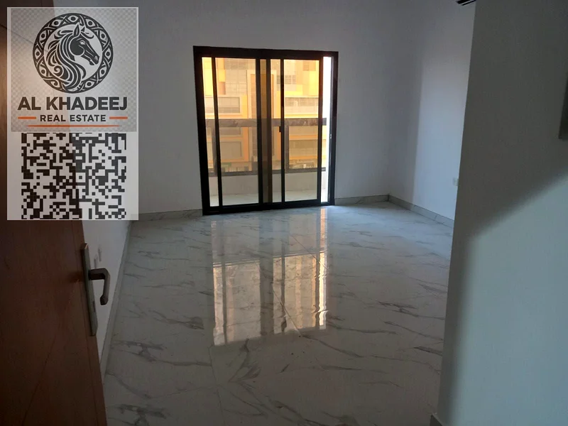 For annual rent: one-bedroom apartment in Al Aaliyah - first time occupancy, for 32,000 AED.63711340204418112
