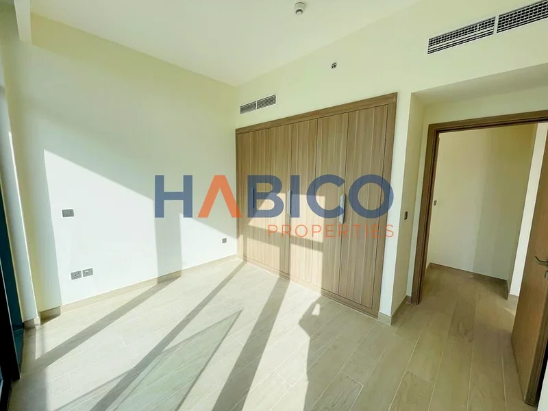 شقة بغرفة نوم واحدة شبه مفروشة للإيجار | عزيزي ريفييرا 4 | تطل على البحيرة البلورية63802449292545112