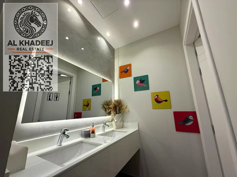 A villa for annual rent in Ajman, Al Yasmeen area, in a prime location close to the exit of Mohammed Bin Zayed Road, ideal for large families looking63718568994305111