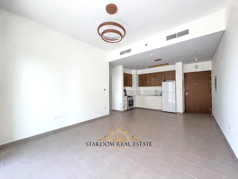 غرفة نوم واحدة | تخطيط مشرق | موقع متميز63816674395010111