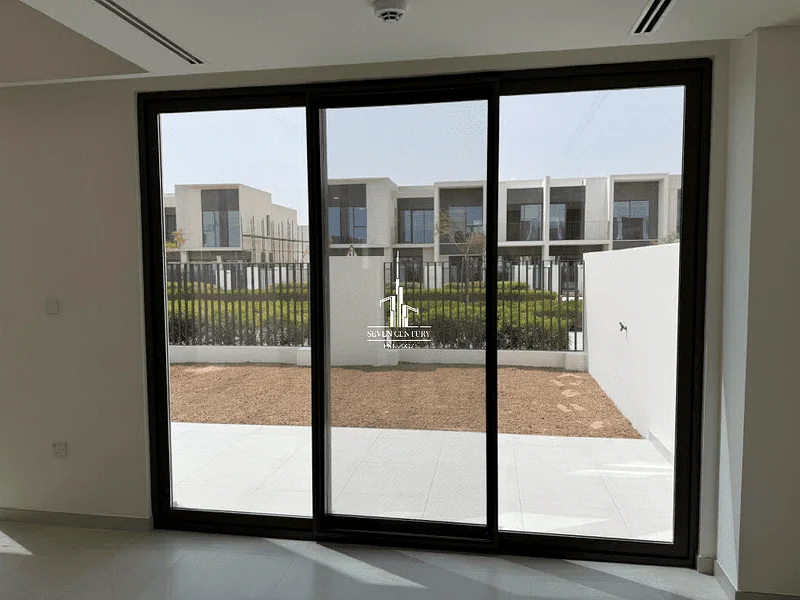 4BHK + Maid | Single Row | Ideal for Family63734257041025113