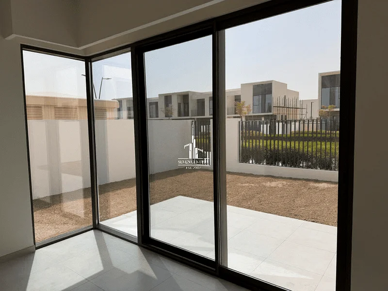 4BHK + Maid | Single Row | Ideal for Family63734257041025114