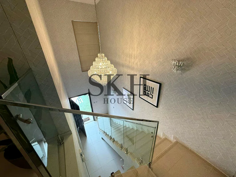 حديثة | وحدة متوسطة | فيلا فسيحة بـ 3 غرف نوم + غرفة خادمة | داماك هيلز 264002766397954111